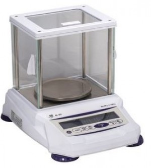 Giorgio Bormac /Italy; XS BALANCE ; Model: BL 303, digital balance, max. capacity 300 g, resolution 0,001 g